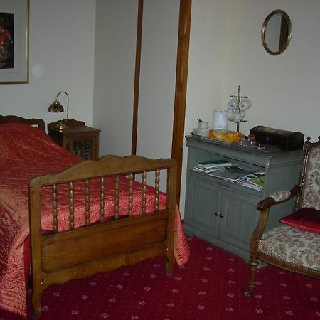 La Ferme Rose Bed & Breakfast แซร์ฌี ภายนอก รูปภาพ