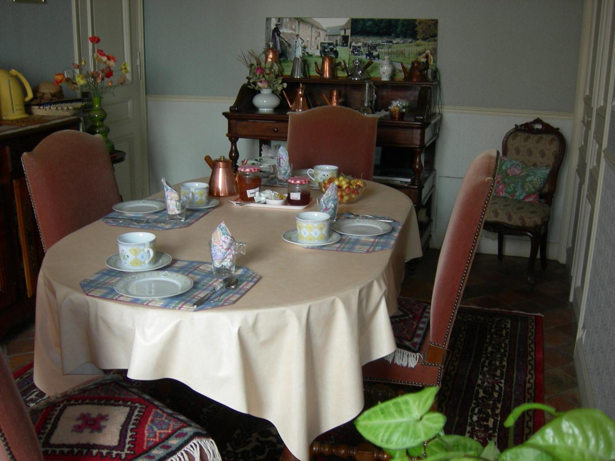 La Ferme Rose Bed & Breakfast แซร์ฌี ภายนอก รูปภาพ